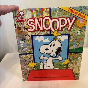 Snoopy Look & Find Book